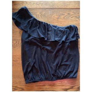 Off the shoulder tank top.